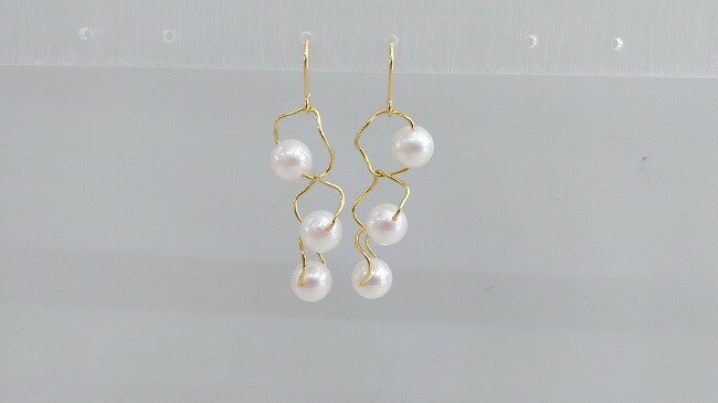 L-86伊勢志摩あこや本真珠バブルピアス(トリプル)G