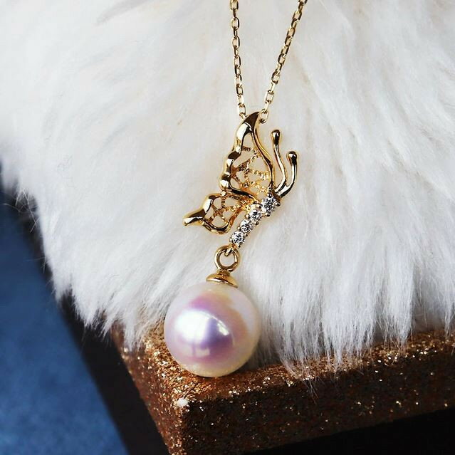 パール優美 志摩産 アコヤ真珠 8.5-9ミリ 蝶々 ネックレス / 18金 真珠 伊勢志摩 志摩 アクセサリー ギフト プレゼント パール 母の日 ホワイトデー クリスマス 記念日