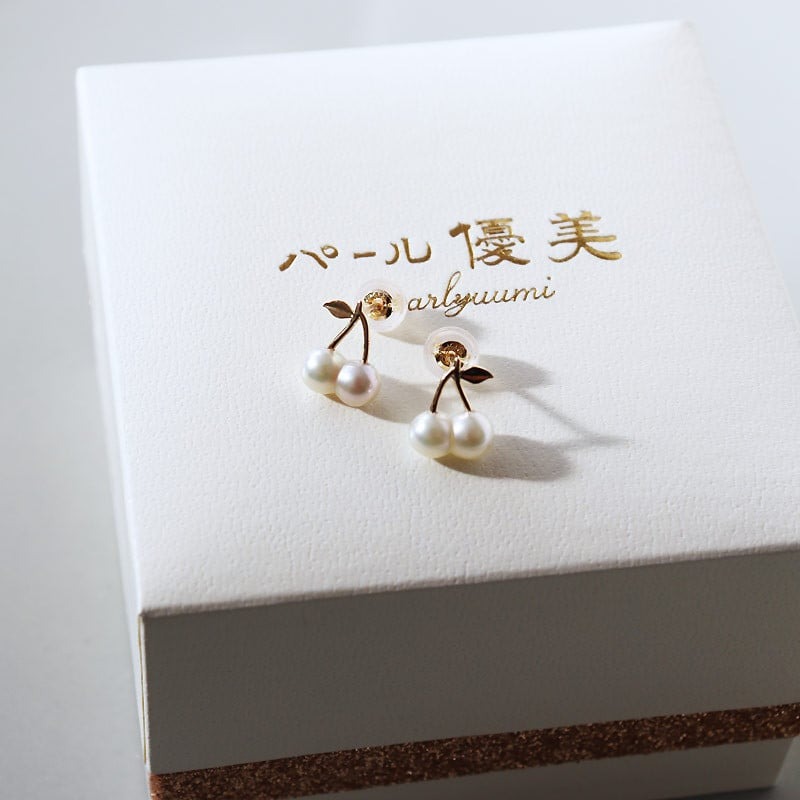【ふるさと納税】 パール優美 双子真珠 ツインパール アコヤ真珠 無調色 ナチュラルカラー K18 チェリーピアス / 18金 あこや ピアス 真珠 伊勢志摩 志摩 アクセサリー ギフト パール ホワイトデー クリスマス 誕生日 さくらんぼ チェリー サムネイル3