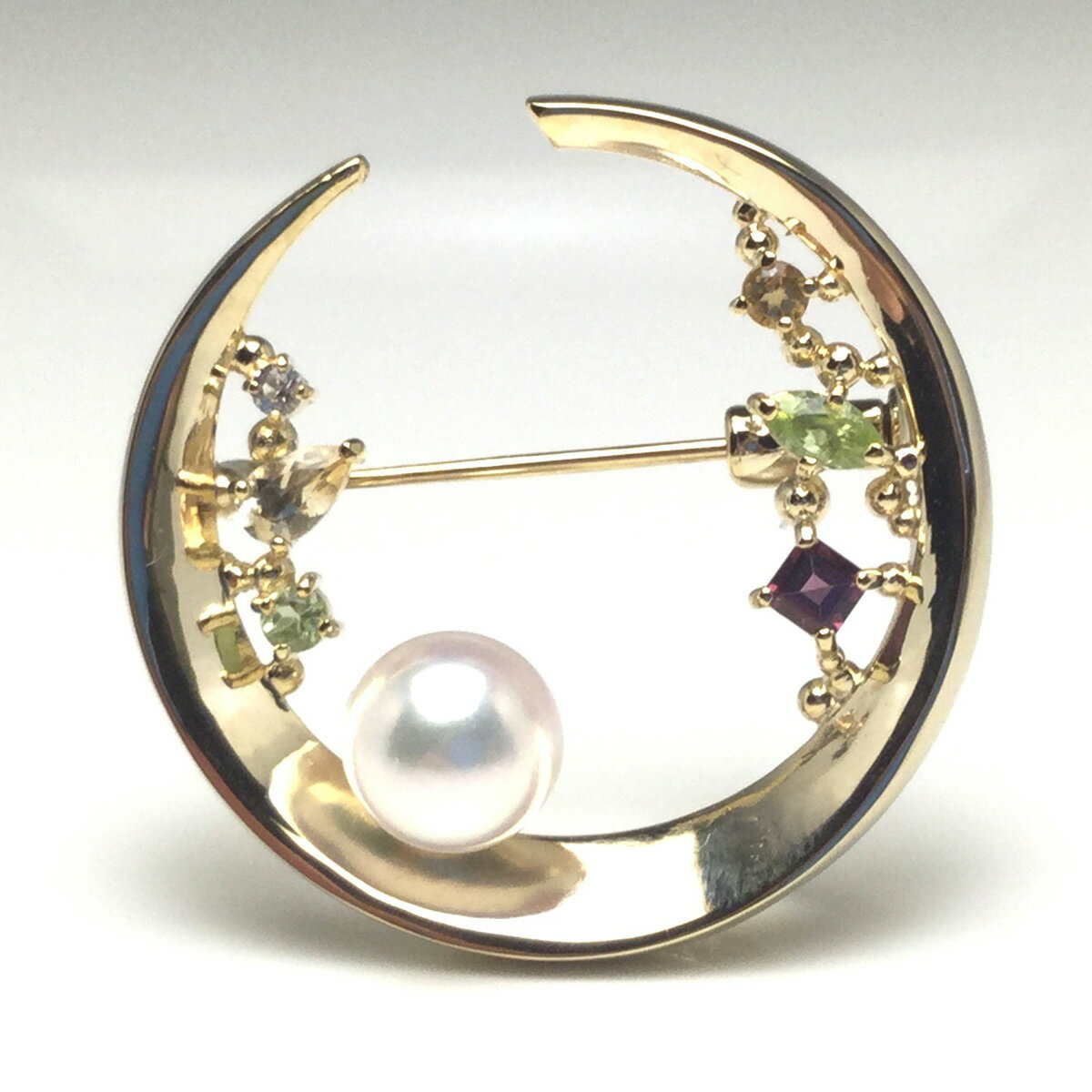 老舗の真珠専門店・アコヤ真珠ブローチ (SV925金色 / SV925銀色) 8.0～8.5ミリ / 伊勢志摩 伊勢 志摩 英虞湾 真珠 パール アコヤ貝 アクセサリー ブローチ 冠婚葬祭 慶事 結婚式 入学式 卒業式 ギフト フォーマル プレゼント 誕生石 ジュエリー 記念日