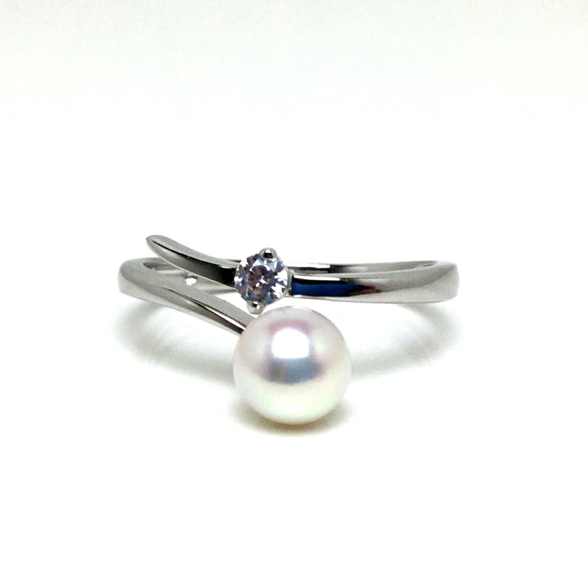 真珠 アクセサリー 指輪 リング パール 5.5ミリ ～ 6ミリ シルバー 伊勢志摩 伊勢 志摩 鳥羽 志摩市 冠婚葬祭 結婚式 クリスマス ホワイトデー / 老舗の真珠専門店・高品質アコヤ真珠フリーサイズリング5.5～6.0ミリ(ホワイト系 / ブルー系)