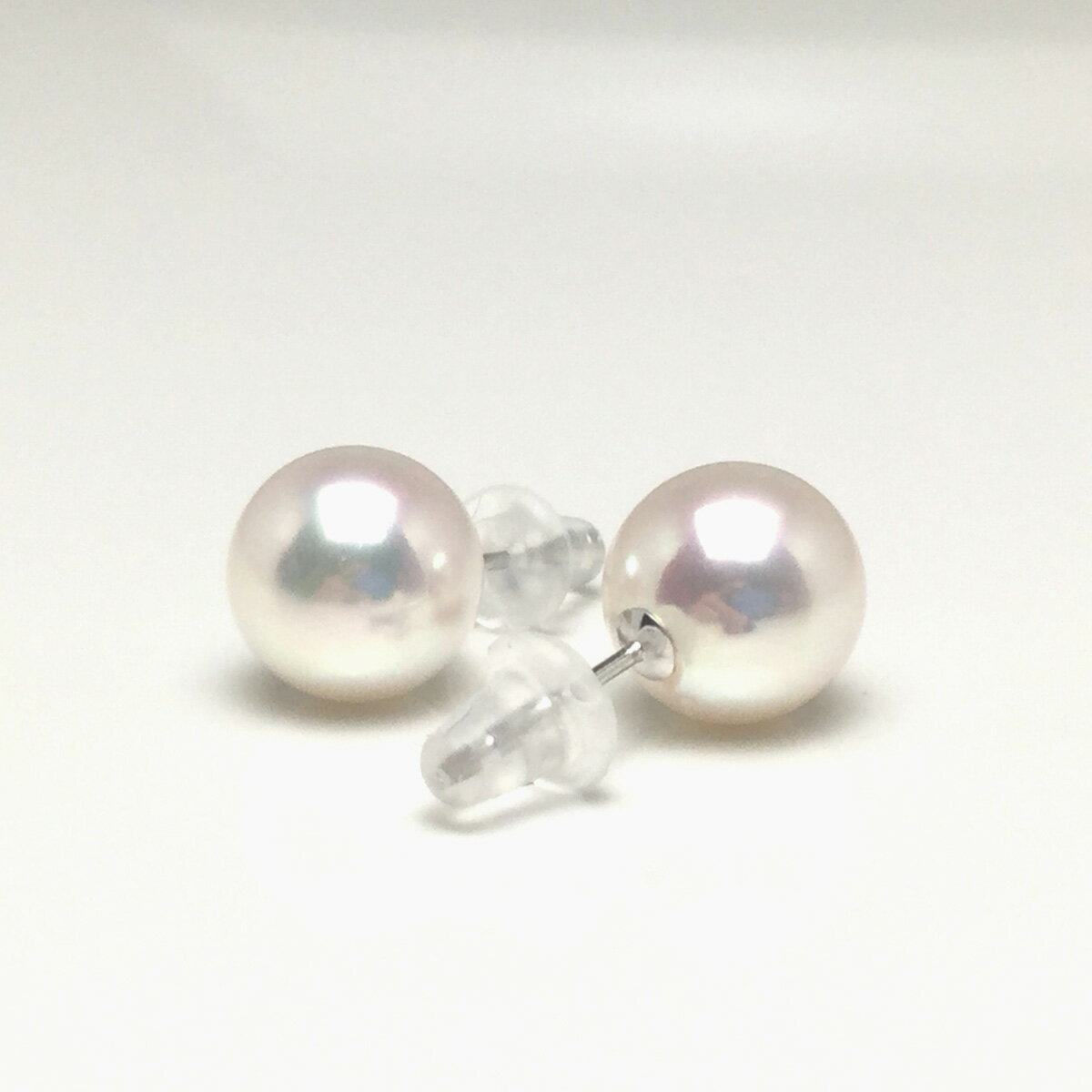 【ふるさと納税】 真珠 アクセサリー ピアス パール 8mm ～ 8.5mm K14 レディース 伊勢志摩 伊勢 志摩 冠婚葬祭 結婚式 入学式 卒業式 成人式 慶事 ジュエリー アコヤ真珠 大粒 / 老舗の真珠専門店・高品質アコヤ真珠ピアス8.0～8.5ミリ（K14WG） サムネイル3