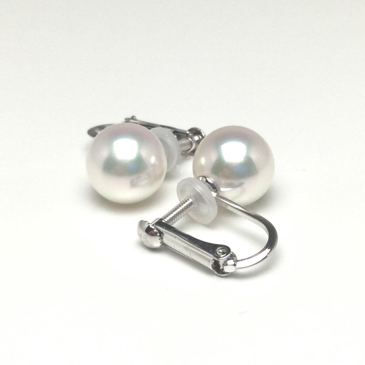 【ふるさと納税】 真珠 アクセサリー イヤリング パール 8.5mm ～ 9mm K14 レディース 伊勢志摩 伊勢 志摩 冠婚葬祭 結婚式 入学式 卒業式 成人式 慶事 ジュエリー アコヤ真珠 花珠 大粒 / 老舗の真珠専門店・花珠クラス・アコヤ真珠イヤリング8.5～9.0ミリ（K14WG） サムネイル3