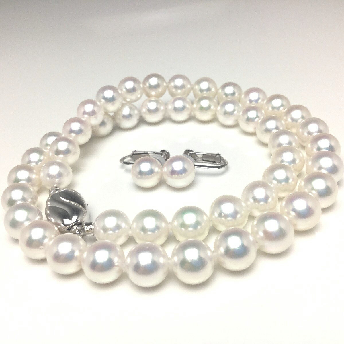 【ふるさと納税】 真珠 パール あこや アクセサリーネックレス イヤリング ピアス セット ジュエリー 三重県 伊勢志摩 志摩 アコヤ貝 冠婚葬祭 結婚式 葬式 フォーマル / 老舗の真珠専門店・テリ最強・準花珠鑑別書付きアコヤ真珠ネックレスセット8.0～8.5ミリ サムネイル2
