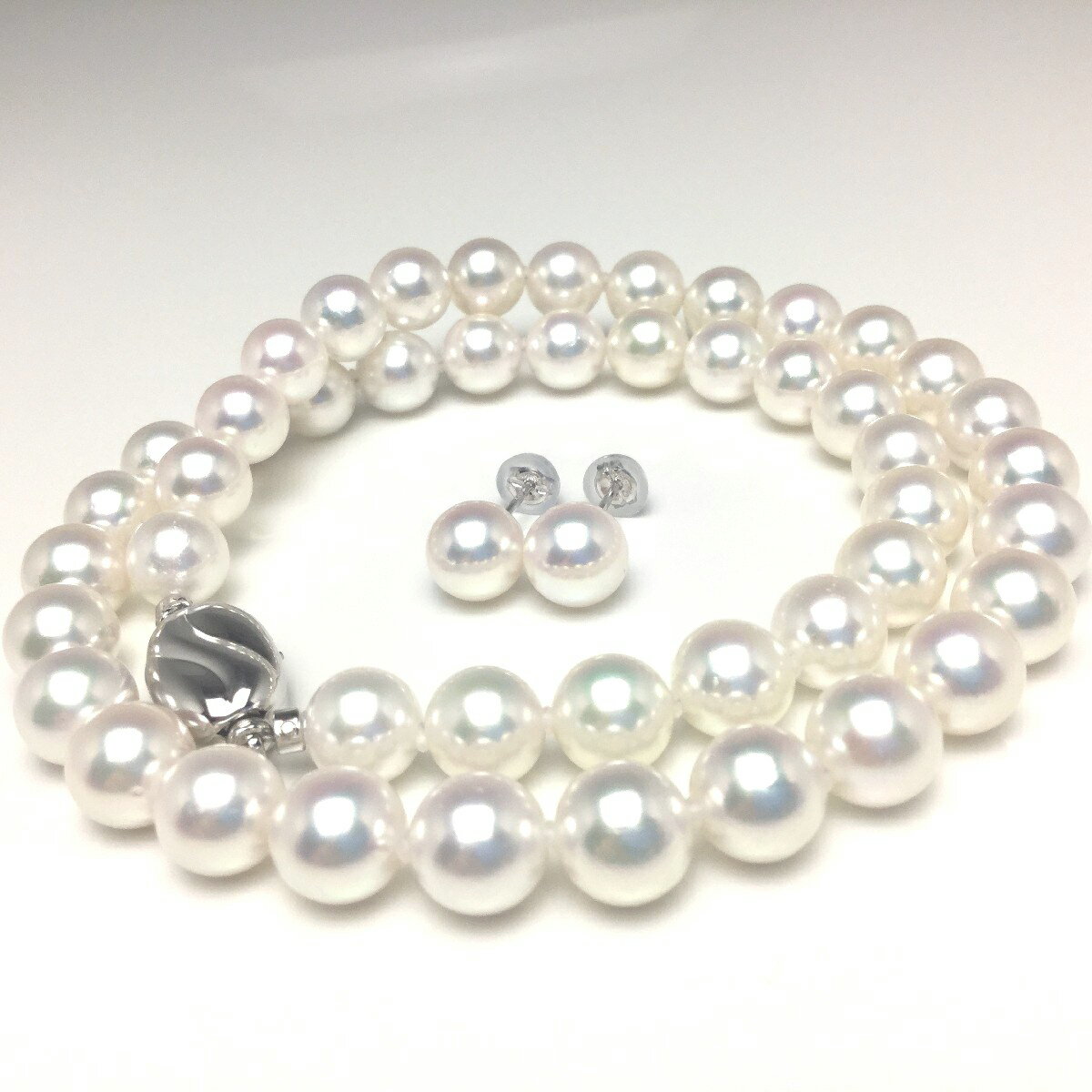 【ふるさと納税】 真珠 パール あこや アクセサリーネックレス イヤリング ピアス セット ジュエリー 三重県 伊勢志摩 志摩 アコヤ貝 冠婚葬祭 結婚式 葬式 フォーマル / 老舗の真珠専門店・テリ最強・準花珠鑑別書付きアコヤ真珠ネックレスセット8.0～8.5ミリ サムネイル3
