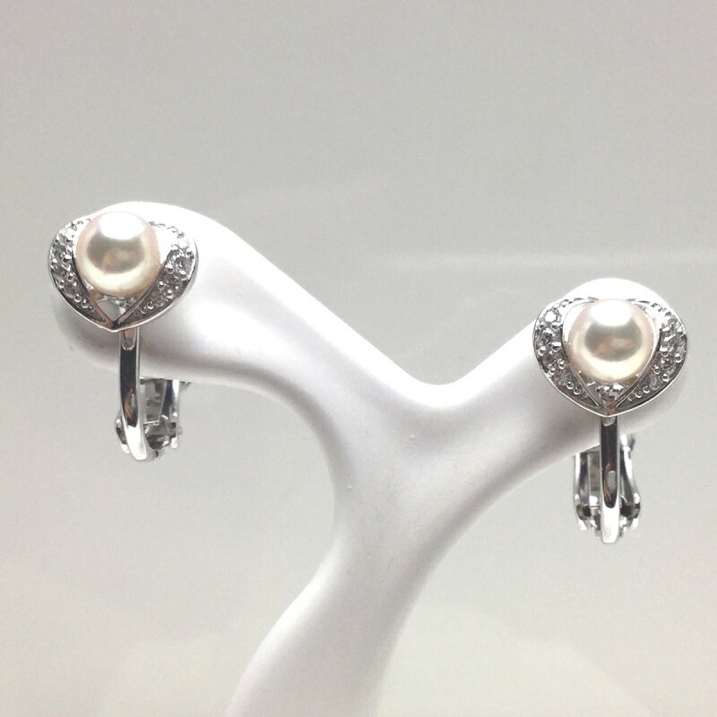 【ふるさと納税】 真珠 パール アクセサリー イヤリング ジュエリー 三重県 伊勢志摩 志摩 シルバー ギフト 贈り物 贈答 おしゃれ プレゼント 普段使い 冠婚葬祭 誕生日 記念 入学式 卒業式 結婚式 成人祝い / 老舗の真珠専門店・アコヤ真珠イヤリング 4.5～5.0ミリ サムネイル2