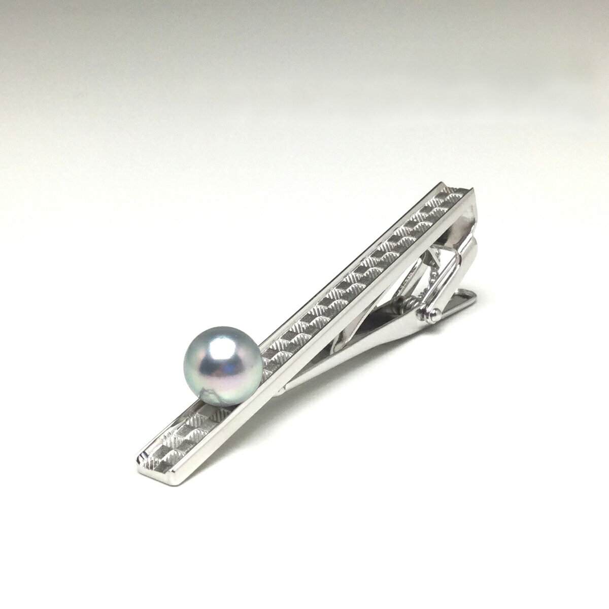 【ふるさと納税】 真珠 アクセサリー 8.0～8.5ミリ シルバー タイピン パール アコヤ真珠 伊勢 志摩 伊勢志摩 冠婚葬祭 慶事 弔事 結婚式 入学式 卒業式 フォーマル / 老舗の真珠専門店・高品質アコヤ真珠タイピン8.0～8.5ミリ / シルバー (ホワイト系 / ブルー系) サムネイル2