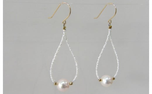 真珠 ピアス 7mm K18 パール アクセサリー ジュエリー 三重県 志摩市 本物 おしゃれ カジュアル フォーマル プレゼント 贈り物 贈答 誕生日 お祝い フック / 志摩産アコヤ真珠ケシの雫フックピアス