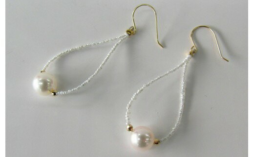 【ふるさと納税】 真珠 ピアス 7mm K18 パール アクセサリー ジュエリー 三重県 志摩市 本物 おしゃれ カジュアル フォーマル プレゼント 贈り物 贈答 誕生日 お祝い フック / 志摩産アコヤ真珠ケシの雫フックピアス サムネイル2