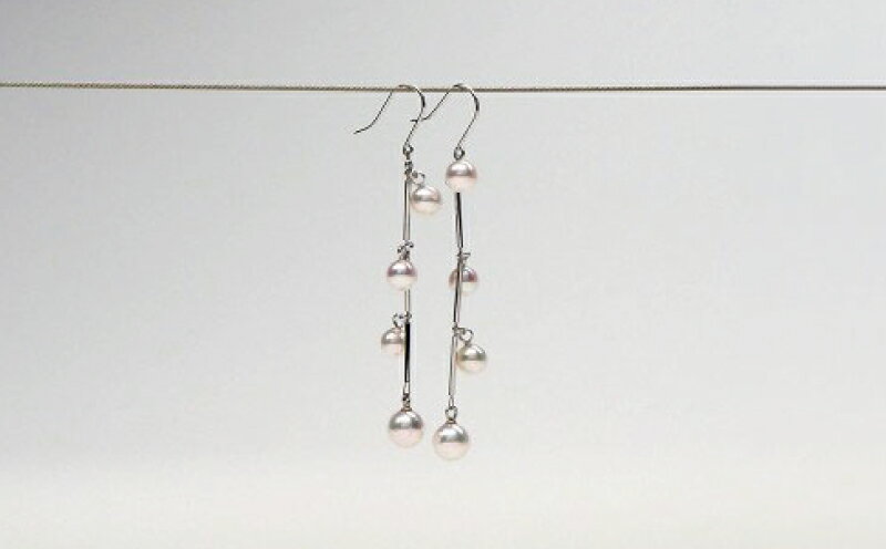 真珠 ピアス 5mm 6mm 珠 パール シルバー アクセサリー ジュエリー 三重県 志摩市 ファッション カジュアル おしゃれ プレゼント 贈り物 贈答 誕生日 お祝い / 志摩産アコヤ真珠ゆらゆらフックピアス*