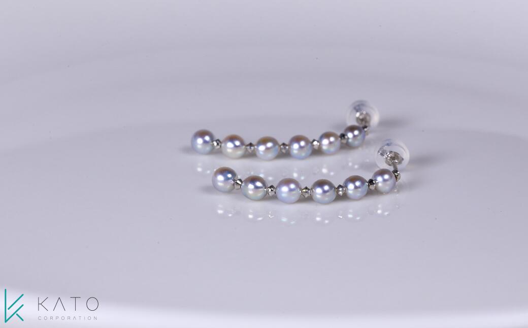 【ふるさと納税】 真珠 ピアス パール 3.5mm 以上 4.0mm 未満 アクセサリー アコヤ真珠 ナチュラルブルー ジュエリー レディース 三重県 伊勢志摩 志摩市 結婚式 入学式 卒業式 成人式 慶事 アコヤ真珠 ジュエリー / ナチュラルブルー あこや真珠ピアス 優美な弧デザイン サムネイル3