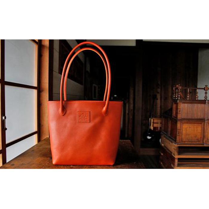 本革手縫いのトートバッグ