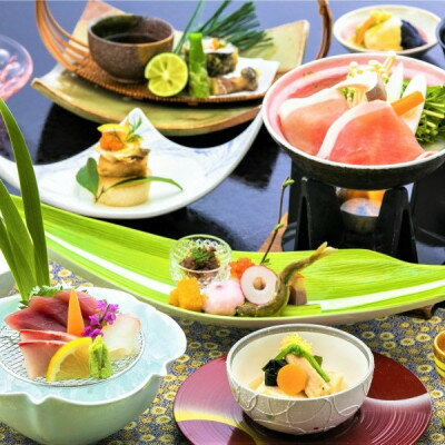 【ふるさと納税】1泊2食ペア宿泊券(平日利用)_ 宿泊券 ペア 宿泊 温泉 ホテル 旅行 食事付 平日限定 人気 おすすめ ギフト 送料無料 【1300310】 サムネイル2