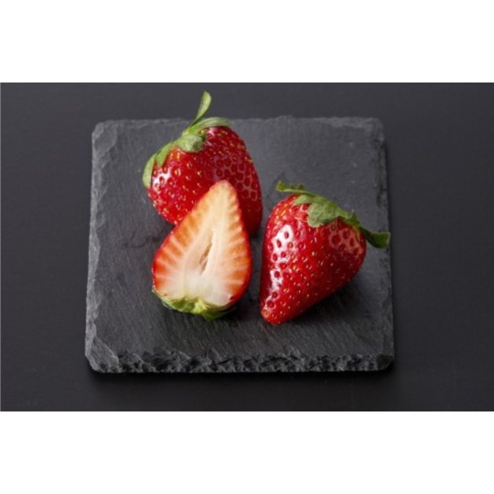 【ふるさと納税】三重県オリジナルいちご新品種 希少な「うた乃」 500g（250g×2） いちご 希少 甘い 三重県 多気町 yms-01 サムネイル2