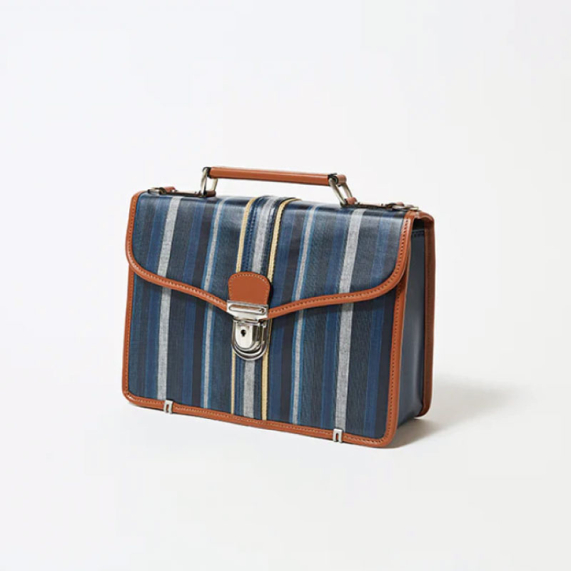 【ふるさと納税】伝統工芸品 御糸織物 クラッチバッグ 松阪もめん 松阪木綿 バッグ カバン メンズ レディース A4ファイル対応 おしゃれ 可愛い ビジネス お出かけ サムネイル2