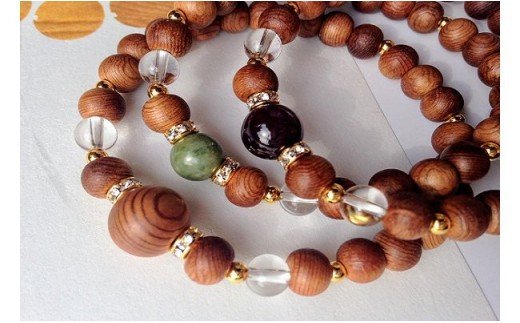 【ふるさと納税】樹齢300年以上　御山杉　ブレスレット　女性用　独山玉／世古林業　銘木　三重県　度会町　伊勢志摩　スワロフスキー サムネイル2