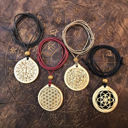 【ふるさと納税】龍体文字＆シードオブライフ　両面刻印　パワーネックレス　三重県産　ひのき製　紐の色　ベージュ／KOSHIKARI　ふるさと納税　アクセサリー　大紀ブランド　三重県　大紀町 サムネイル3