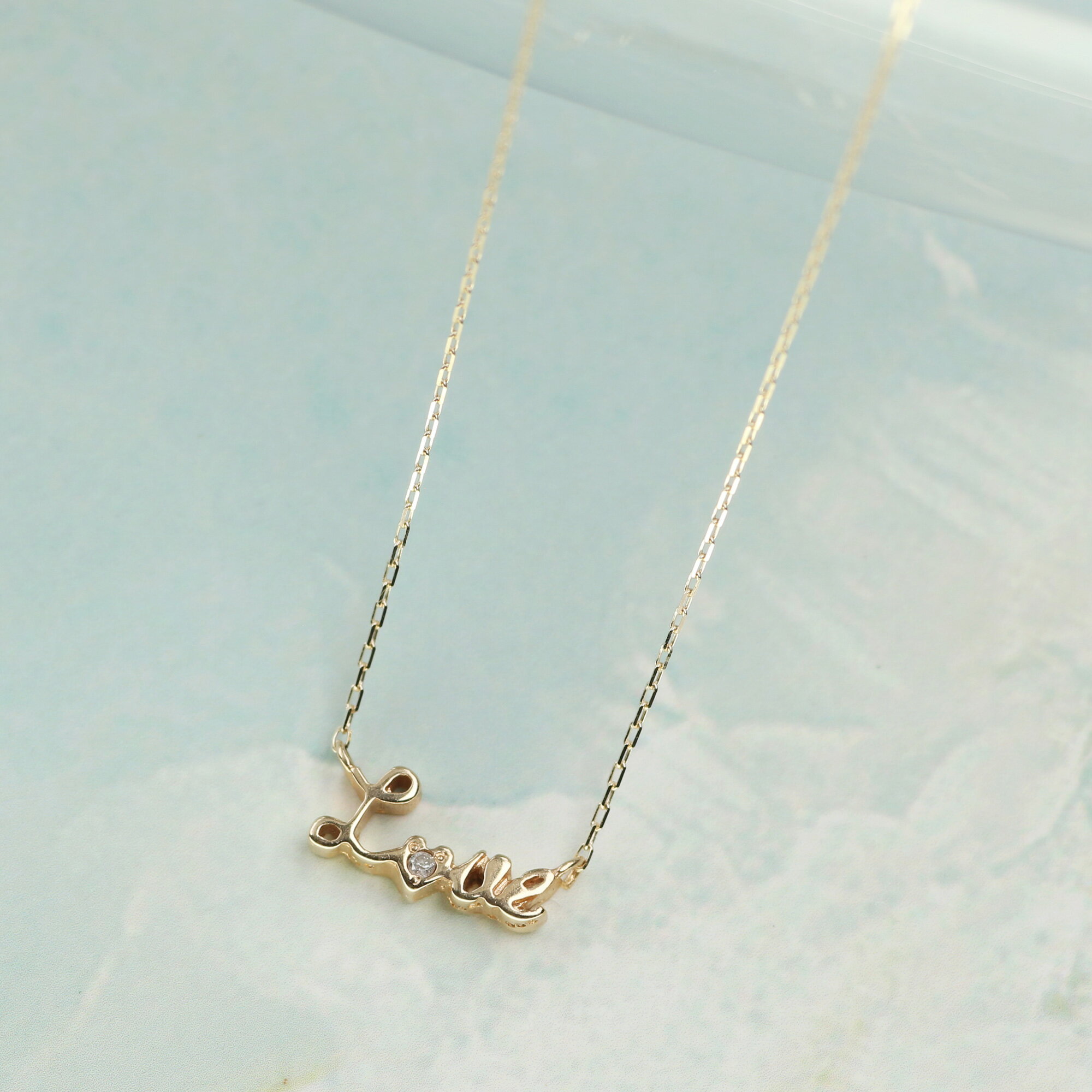 【ふるさと納税】10金イエローゴールド LOVEダイヤモンドネックレス/ K10-KN01006 [AM307] / 金 イエローゴールド ダイヤモンド 0.008ct ネックレス アクセサリー ギフト プレゼント サムネイル2