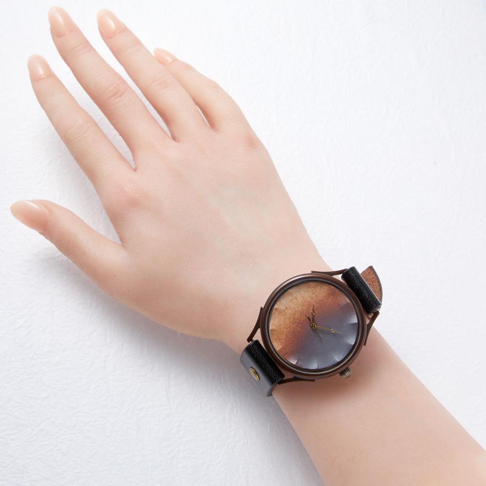 【ふるさと納税】陶器 【信楽焼】で作る腕時計　大切に愛用したい「伝統工芸品」　文字盤：茶　ベルトカラー：黒　WJ010X 茶-黒 サムネイル3