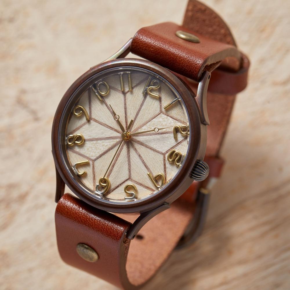 伝統工芸【寄木細工】で作るハンドメイドウォッチ　白麻ノ葉デザイン　Lサイズ　ベルトカラー：茶　WJ011L 04-茶