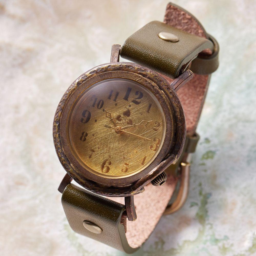 【ふるさと納税】【ペアウォッチ】 真鍮ヘアライン加工の文字盤がクールで可愛い ハンドメイドウォッチ　2本セット　WB013 S-赤/M-オリーブ サムネイル3