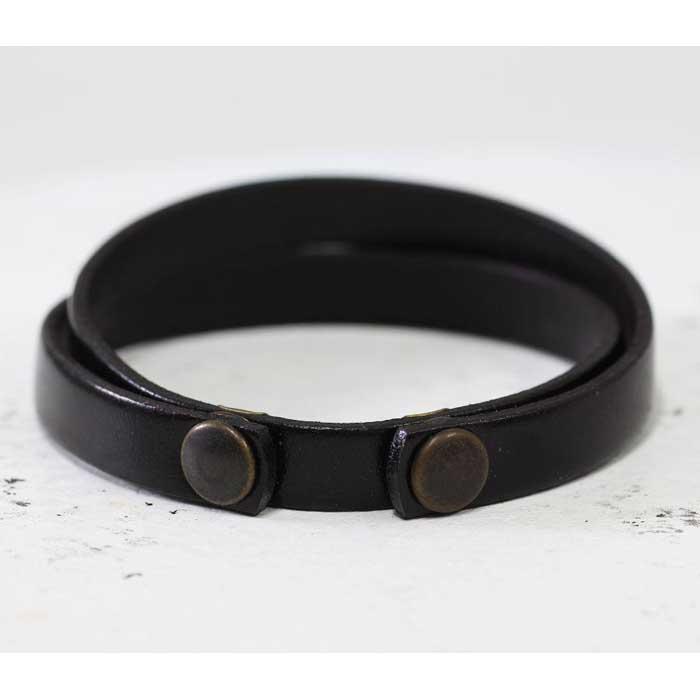 オシャレに決まる！牛革【イタリアンレースブレスレット】自由にアレンジ レザーカラー：黒　WL002 黒