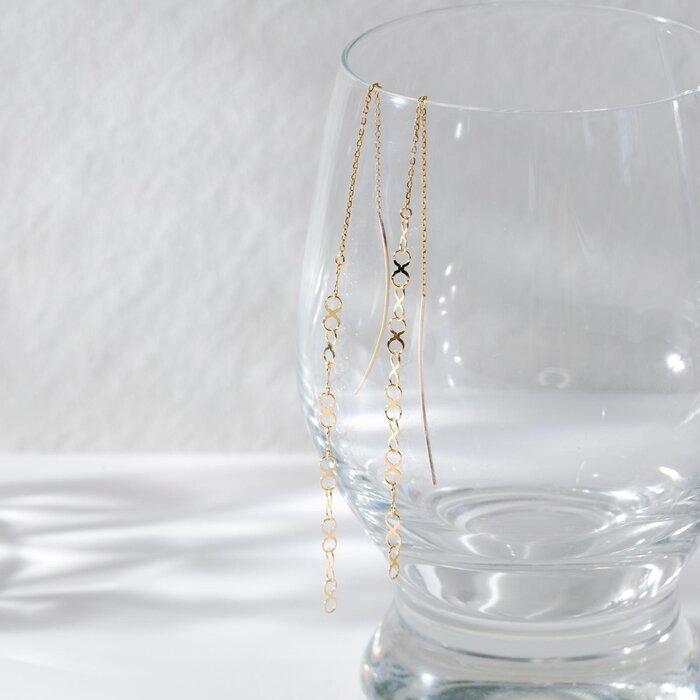 【K10イエローゴールド チェーンピアス】揺れるインフィニティチェーン モテ感あふれる 両耳セット　SP1008-K10 / 金 ゴールド ジュエリー アクセサリー ギフト プレゼント レディース シンプル 定番