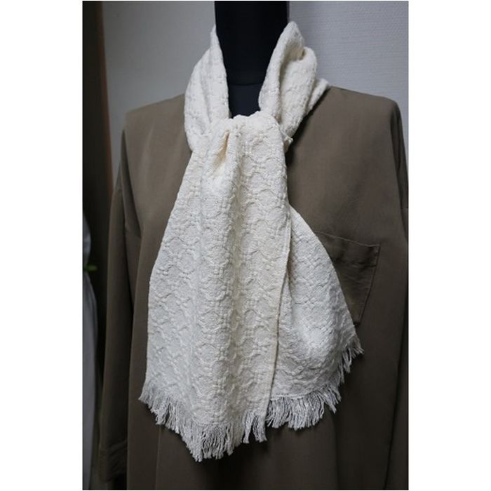 綿畑からそのまま肌に安全・年中使えて洗えるマフラー（小）白