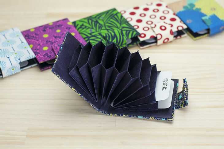 【浜ちりめん】 afumicoシルク製カードケース 滋賀県長浜市/シルクライフジャパン株式会社 [AQBZ051] 浜ちりめん シルク 絹 工芸 絹織物 名刺入れ カードケース 人気 おすすめ ビジネス 日用品 社会人 新生活