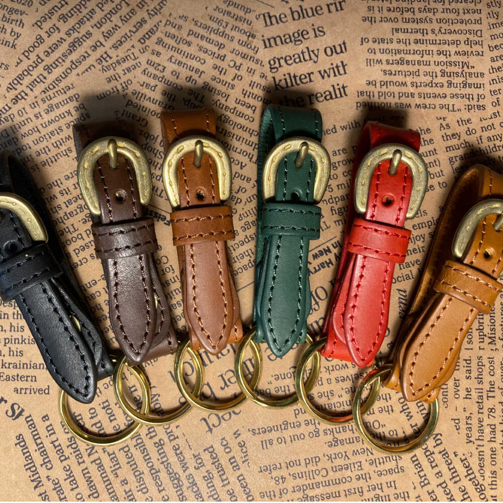 【選べるカラー】蹄鉄バックルキーリング / 競馬 馬 競走馬 本革 革小物 ハンドメイド レザー 雑貨 日用品 / 栗東市 / 株式会社ブルズエフ[BIAU036]