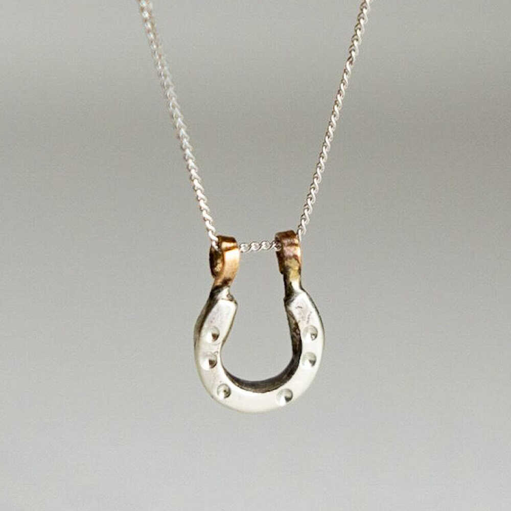 【ふるさと納税】馬蹄ネックレス　シルバー925 (40cm) / 競馬 馬 グッズ 馬蹄 ハンドメイド ネックレス アクセサリー シルバー / 栗東市 / norim[BIBP001] サムネイル2