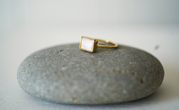 【ふるさと納税】池蝶貝（イケチョウガイ）レグタングルリング【13号】 アクセサリー 指輪 ファッション小物 雑貨 　お届け：受注生産品のため納期約1か月 サムネイル3