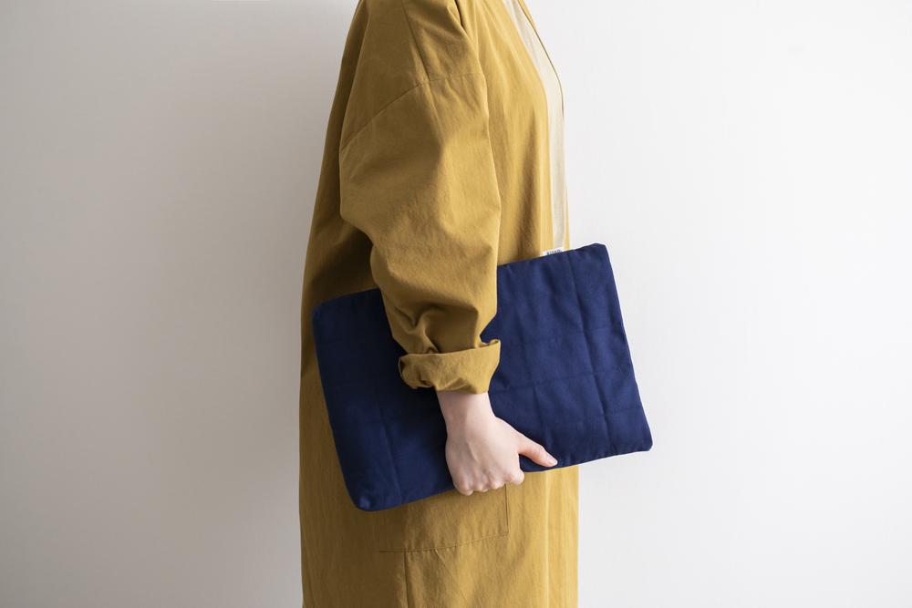 【ふるさと納税】【kiten.kyoto】HANTEN. Sleeve | パソコンケース　ファッション　加藤健旗店　カジュアル　便利　人気　キテン サムネイル3