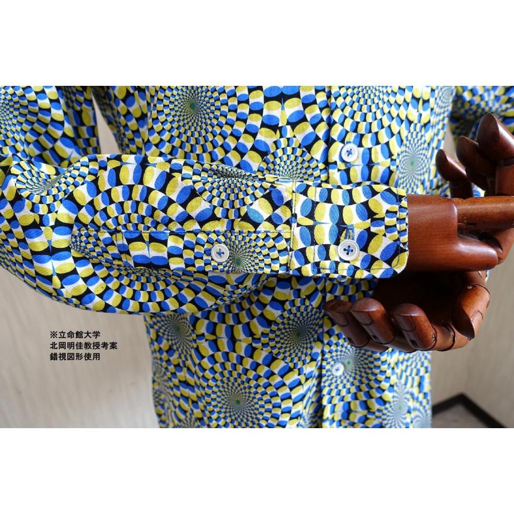 【ふるさと納税】【鷲野染工場】錯視柄メンズシャツ 蛇の回転 ＜カラー・サイズ・タイプ選択可＞［ 京都 手染め デザイン シャツ オリジナル アート コラボ 京都製 日本製 高品質 人気 おすすめ プレゼント ギフト おしゃれ 送料無料 ふるさと納税 ］ サムネイル3