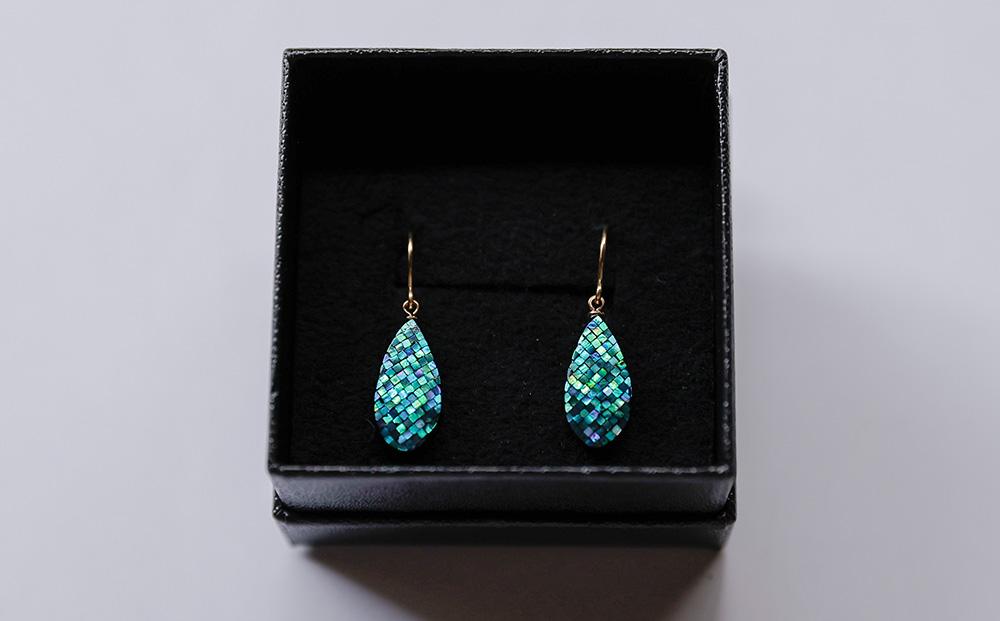 【ふるさと納税】【伝統工芸を応援！】【嵯峩螺鈿・野村】螺鈿ジュエリー（ピアス・しずく） | 京都 伝統 工芸品 螺鈿 ピアス ギフト お祝い 内祝い 嵯峩螺鈿・野村 京都府 京都市 サムネイル3