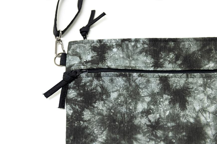 【ふるさと納税】【伊と幸】《白生地の老舗が贈る》正絹染めサコッシュ（絞り染め・海松色） サムネイル3