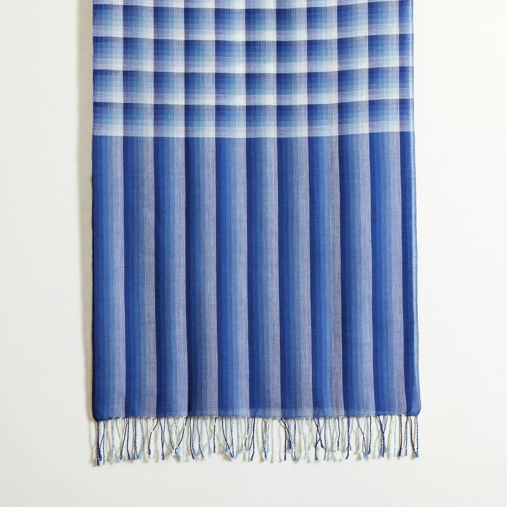 【ふるさと納税】【アトリエシムラ】《草木染めのストール》色合わせストール（万華鏡ー藍） | 京都市 京都 京 アトリエシムラ 草木染め ストール 伝統技術 お土産 老舗 ご当地 ギフト お祝い 内祝い サムネイル3