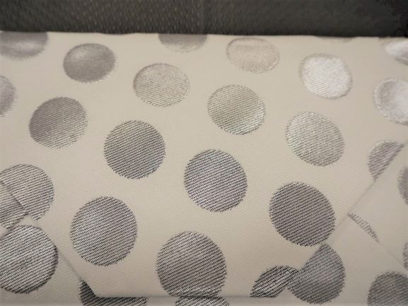 【ふるさと納税】【西陣活性化を応援！】西陣織バッグ（白ドット柄）│京都市 京都 西陣織 バッグ かばん 鞄 ギフト 贈答 サムネイル2