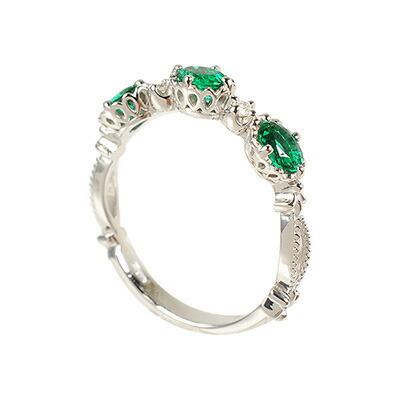 【ふるさと納税】【京セラ】クレサンベール〈エメラルド・天然ダイヤモンド〉リング | オーバル3石 アンティーク風 5月誕生石 K18ホワイトゴールド 京都 京都市 アクセサリー ジュエリー 宝石 ギフト 人気 贈り物 ご自宅用 サムネイル3