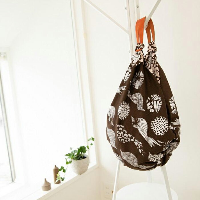 【丸和商業】コトノワの風呂敷（サラ）・TSUNAGUハンド（ウイスキー）セット