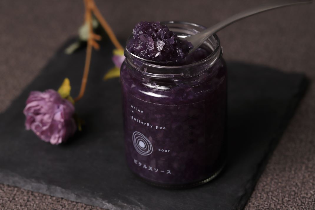 【ふるさと納税】 M.vegeの玉葱ピクルスソース人気の3セット（スィート、サワー、スパイス）ギフトやプレゼント手土産にもお勧めです / ふるさと納税 ピクルス 酢漬け たまねぎ 玉葱 タルタル 天然ハーブ カラフル 色どり 3種 セット FCBW0013 - 画像3