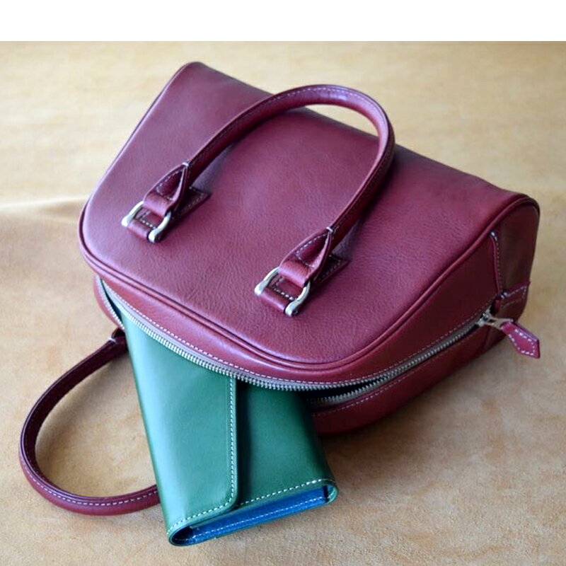 【ふるさと納税】イタリアンレザー ボストンバック 【 高級イタリアンレザー使用 レザー 本革 高級皮革 プレゼント ボストン バック カバン 鞄 贈り物 記念 誕生日 革 手作り お祝い おしゃれ おすすめ 京都 綾部 】 サムネイル3