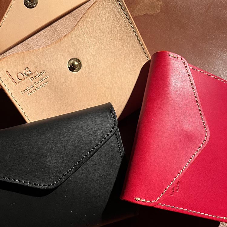 【ふるさと納税】財布 美しいヌメ革で作られた手のひらサイズのミニウォレット カラー3色【ブラック タン レッド】｜革 革製品 ミニ財布 コンパクト財布 メンズ レディース 小銭入れ ハンドメイド【KyotaniLeatherWorks】 サムネイル2