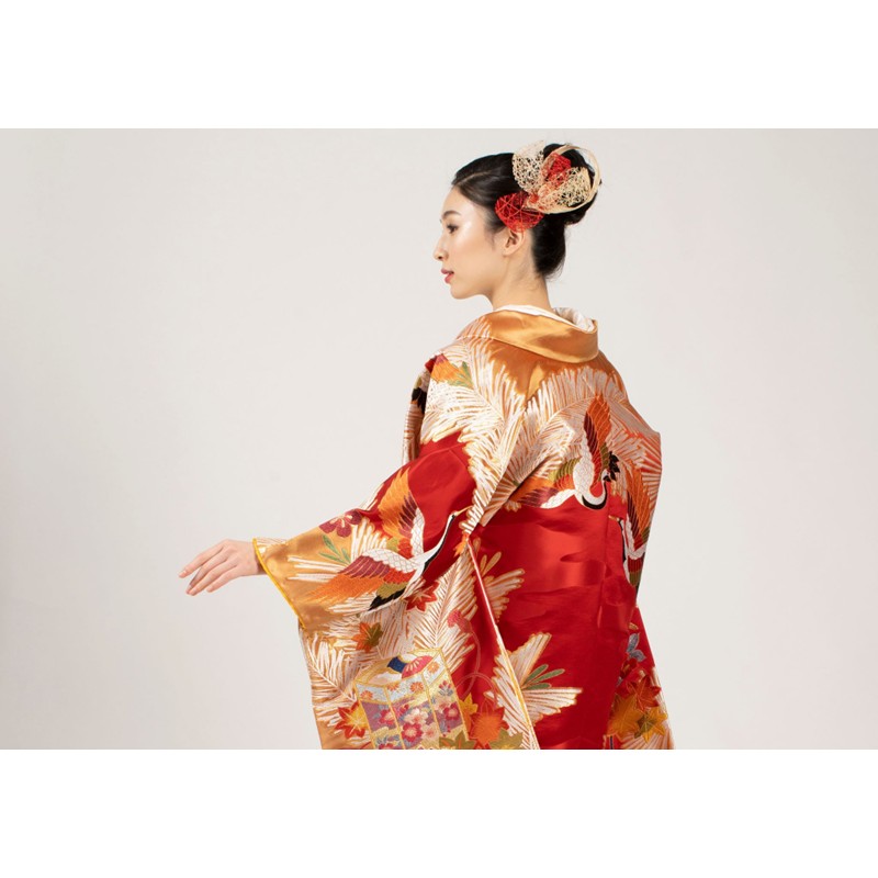 【ふるさと納税】京丹後の絹糸ミサンガとチャームのセット【全ての子どもたちに教育の機会を!!】 京丹後の絹糸を使ってカンボジアの女性達が作ったミサンガとチャームのセット アクセサリー 絹 絹糸 サスティナブル ミサンガ チャーム 1個 雑貨 ハンドメイド サムネイル3