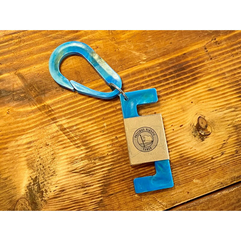 Precious Plastic カラビナキーホルダー ＆ スマホスタンドセット 雑貨 小物 ファッション雑貨 キーホルダー スマホ立て セット ギフト カラビナ 再生プラスチック SDGs