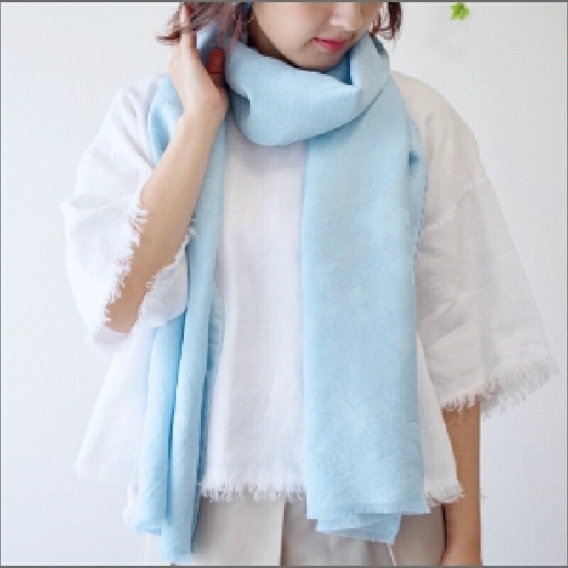 【ふるさと納税】フィルタンゴ ストール【洗える丹後ちりめんのシルク】桜柄　サックスブルー 　母の日ギフトにもおすすめ。 シルク 丹後ちりめん ファッション 洗える 贈り物 記念日 ギフト プレゼント ふるさと納税シルクストール ふるさと納税 ストール サムネイル3