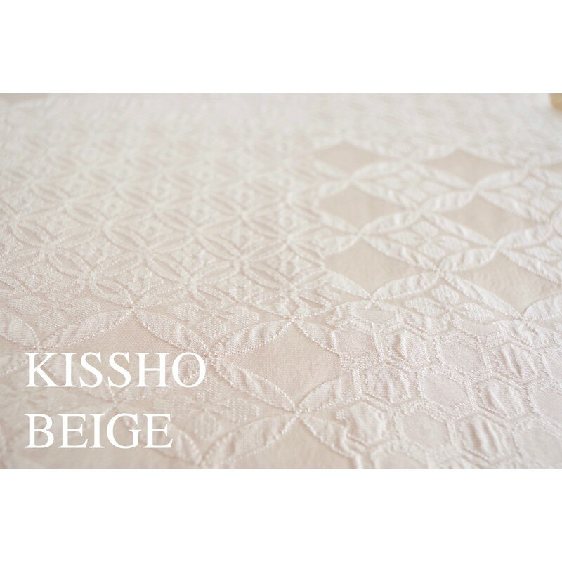 【ふるさと納税】【着回しできるシルクストール】フィルタンゴ ストール　吉祥柄ボタン付き　ベージュ　洗えるシルク、お祝いギフトにも。 シルク ファッション 洗える ギフト 贈り物 ふるさと納税シルクストール ふるさと納税 ストール サムネイル3