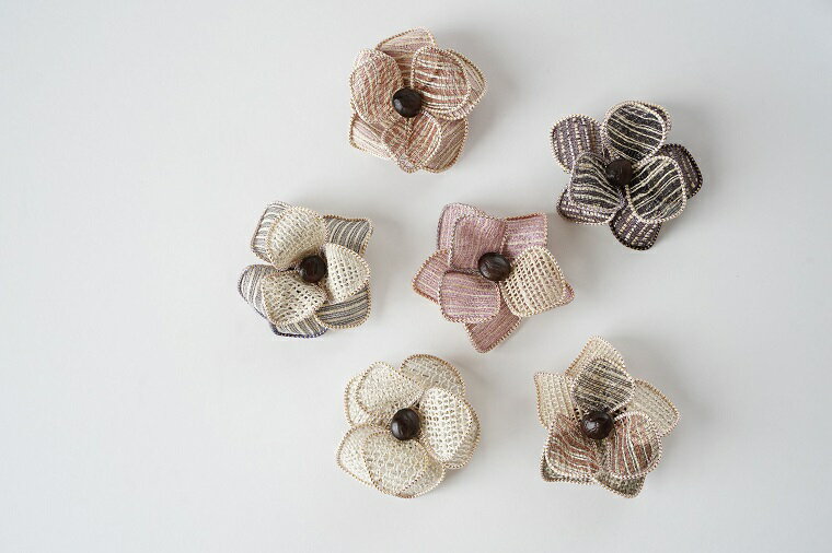 【ふるさと納税】丹後の藤布 ブローチ「吉祥藤華」【伝統工芸】 丹後の藤布 ブローチ 5枚 セット 丹後のいろどり 伝統工芸品 布 絹 サムネイル2