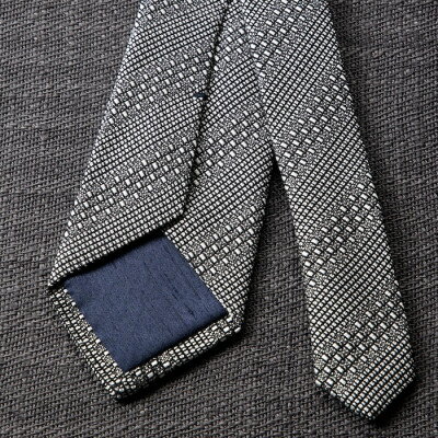 【ふるさと納税】【手織りネクタイ】ホワイトグレー 丹後ジャカードタイ kuskafabric 京都・丹後のシルク織物【1423221】 サムネイル2