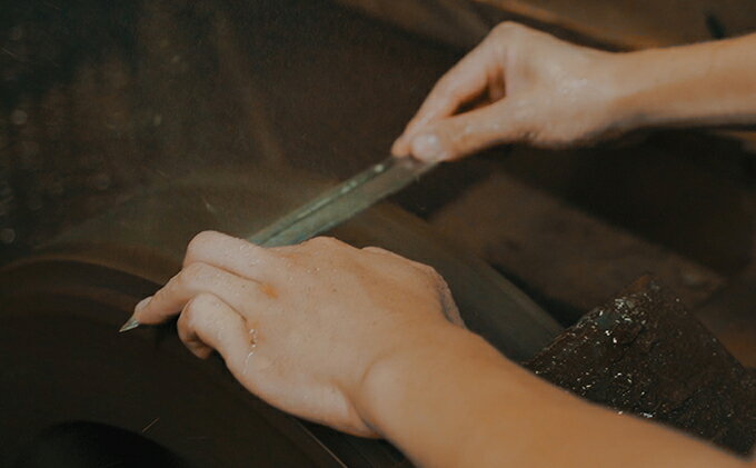 【ふるさと納税】山脇刃物製作所「白二鋼」出刃165mm　水牛丸柄 サムネイル3